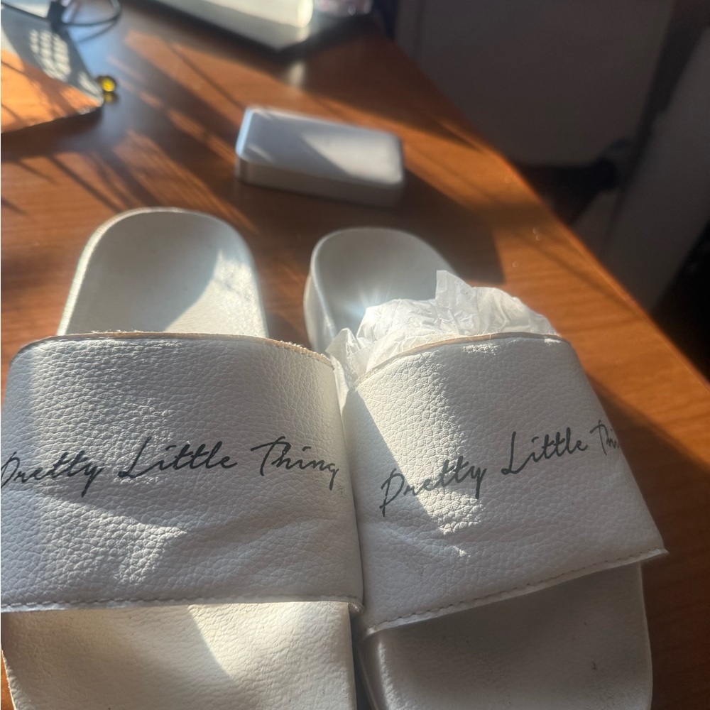 PrettyLittleThing White Slide Slippers